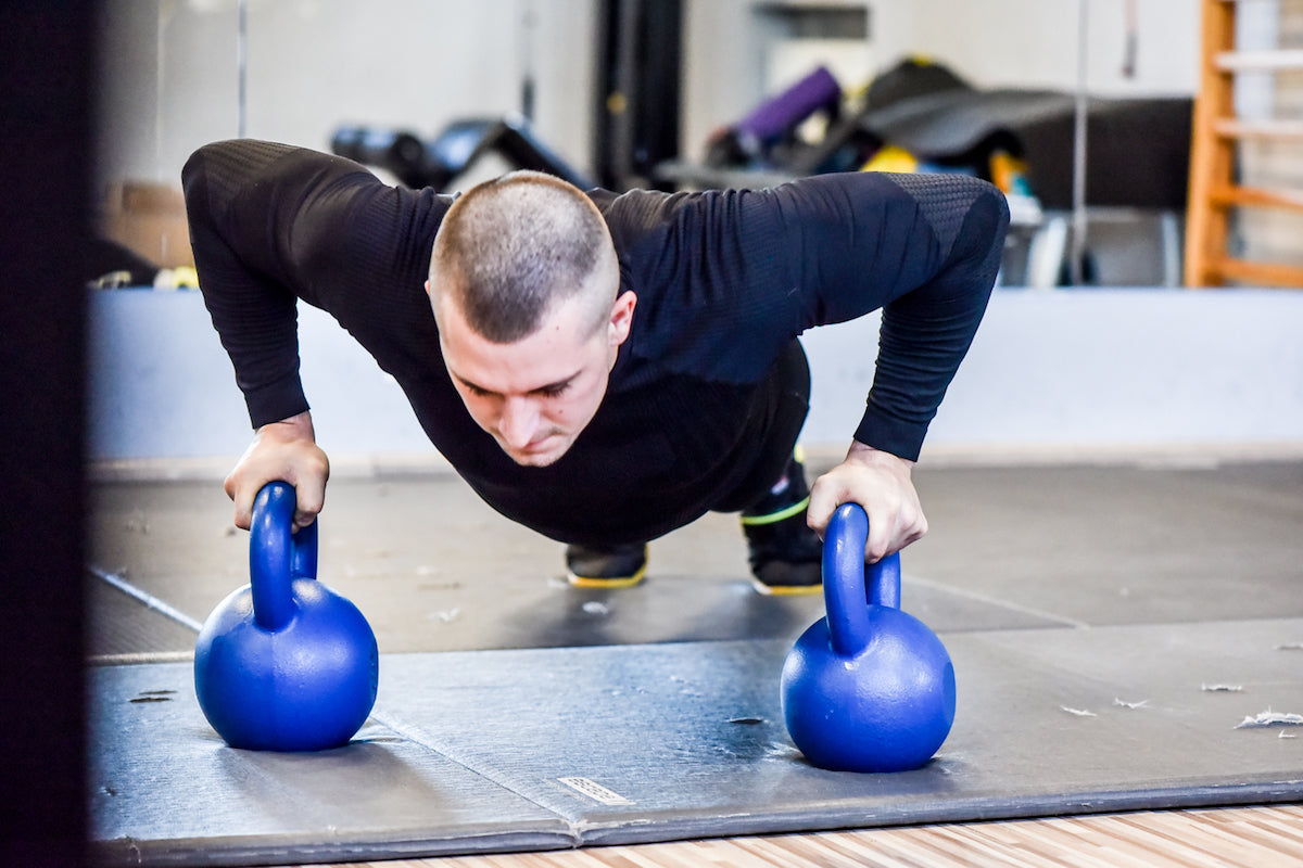 Kettlebell 6 kg Żeliwny | Polski Odważnik z Wygodnym Uchwytem